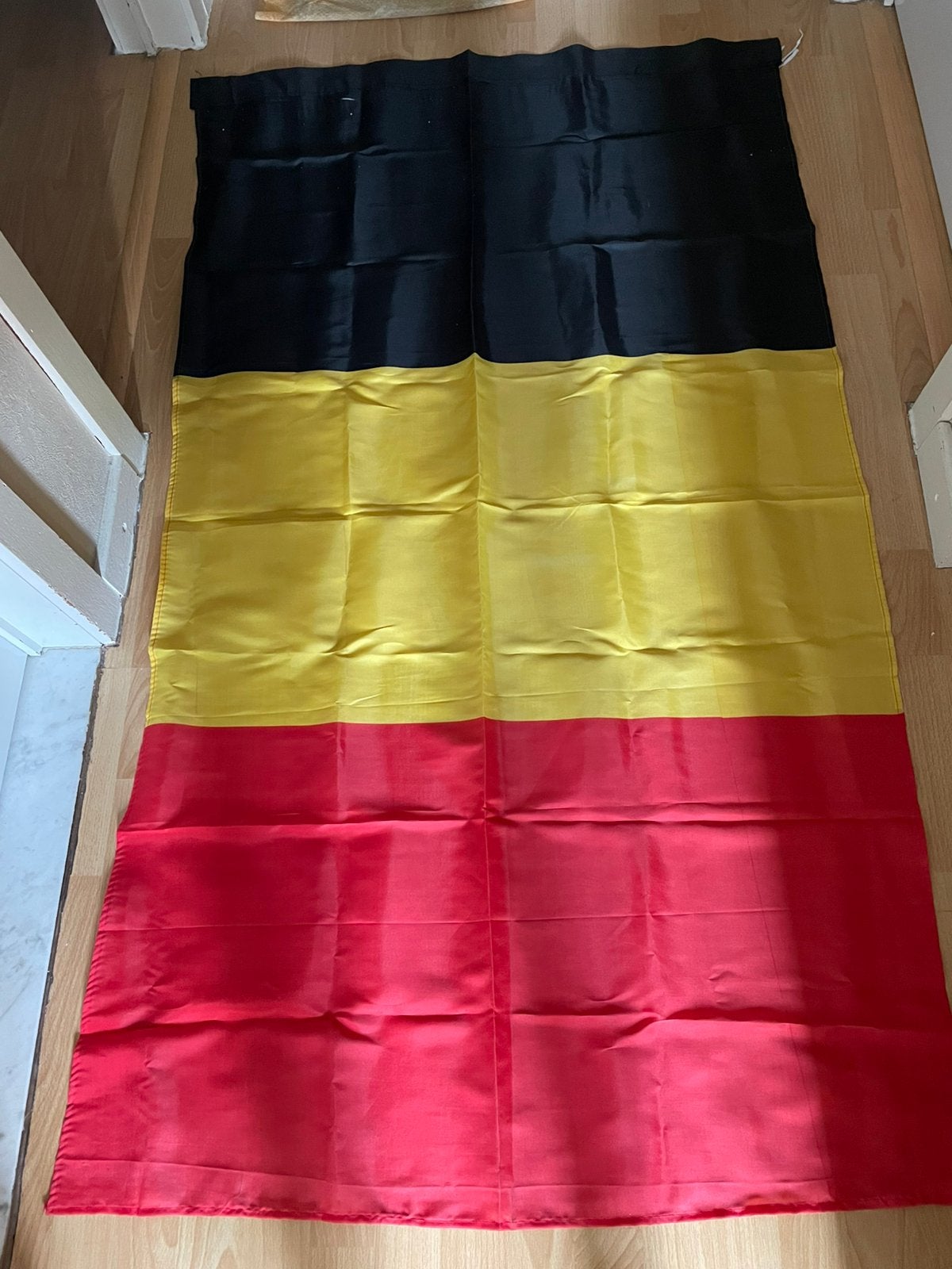 Belgische vlag, Ophalen of Verzenden, Zo goed als nieuw