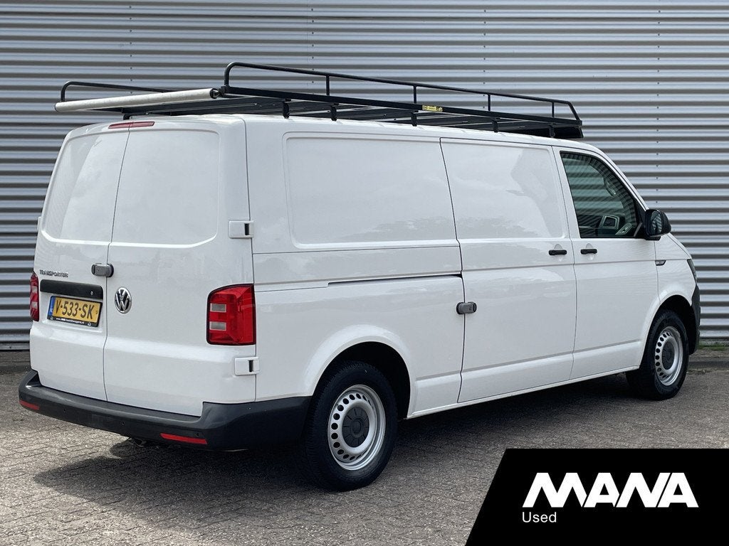 Volkswagen Transporter 2.0 TDI L2H1 102PK Carplay Trekhaak I, Autos, Camionnettes & Utilitaires, 75 kW, Achat, Euro 6, Entreprise