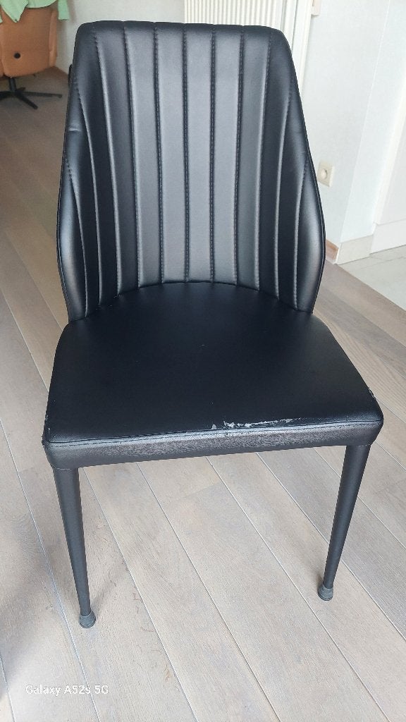 Stoelen 6 stuks voor 50 euro's, Huis en Inrichting, Stoelen, Ophalen, Kunststof, Gebruikt, Zwart