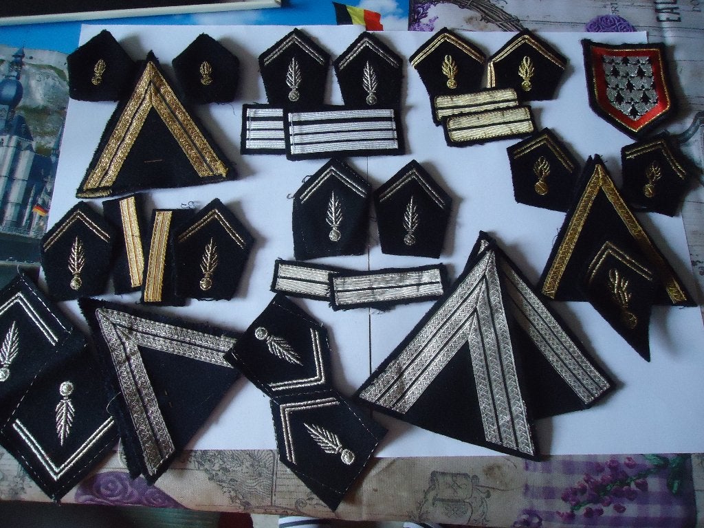 lot grades gendarmerie, Collections, Enlèvement ou Envoi, Gendarmerie, Emblème ou Badge