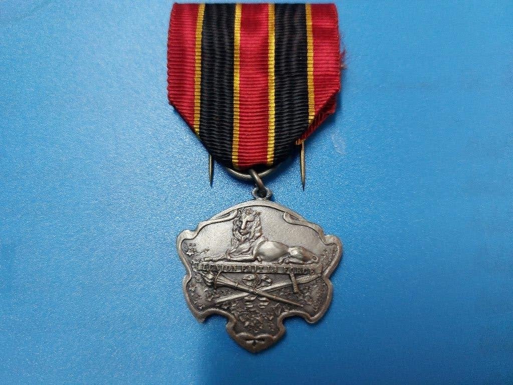 Médaille Belges, Enlèvement