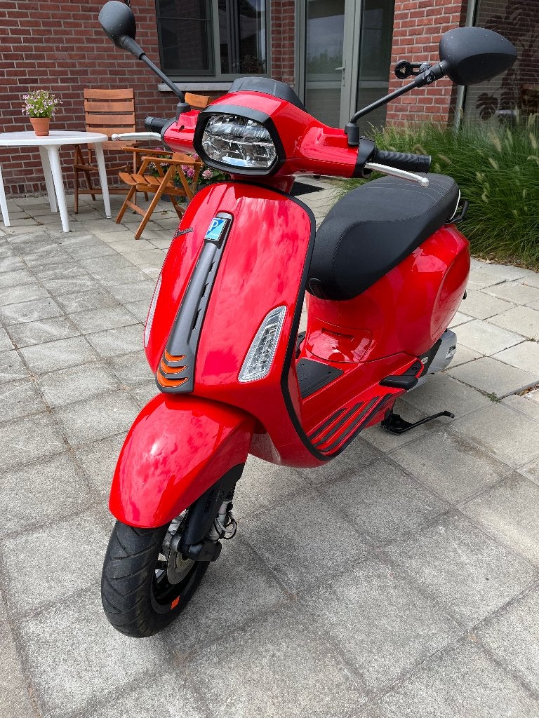 Vespa Sprint S 125cc, Scooter, 4 cilinders, Gebruikt, Particulier