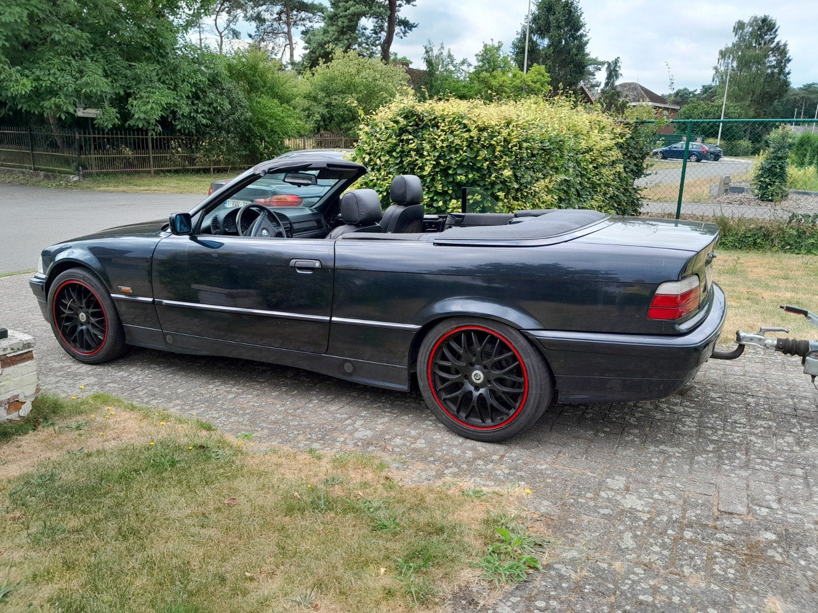 Bmw e36 cabrio 1995 1800cc lpi gas, Auto's, 4 zetels, Zwart, 4 cilinders, Cabriolet