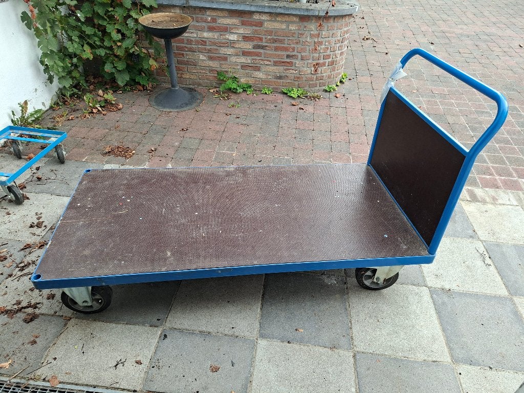 Chariot, Zakelijke goederen, Ophalen
