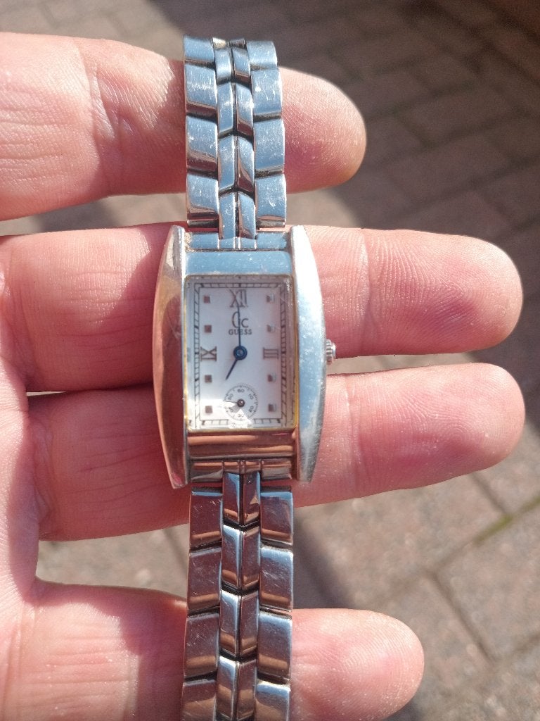 montre guess femme, Bijoux, Sacs & Beauté, Enlèvement ou Envoi, Comme neuf, Guess