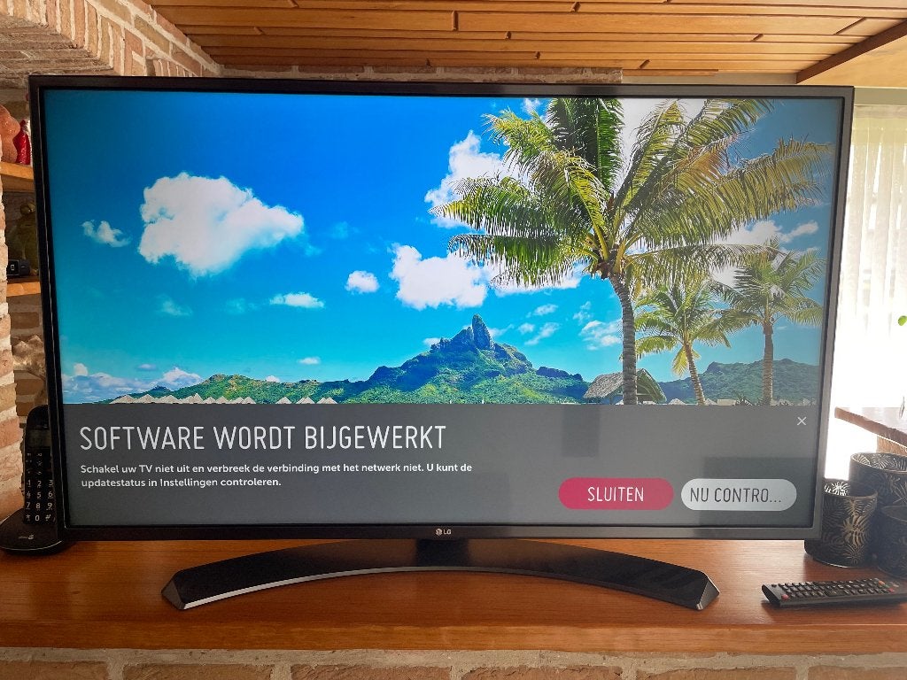 LG SMART TV 43 INCH, 50 Hz, Enlèvement, Utilisé, 100 cm ou plus