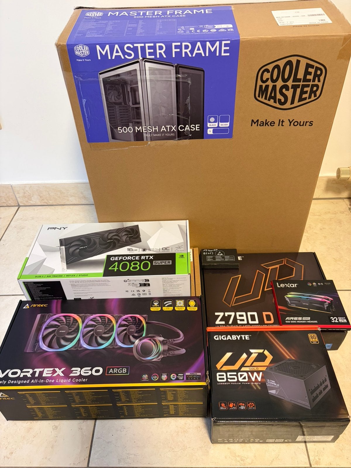 PC | i9-14900KF | RTX 4080Super | 32 Go DDR5 6400 MHz | 2 To, Informatique & Logiciels, Enlèvement, Comme neuf, Gaming, SSD