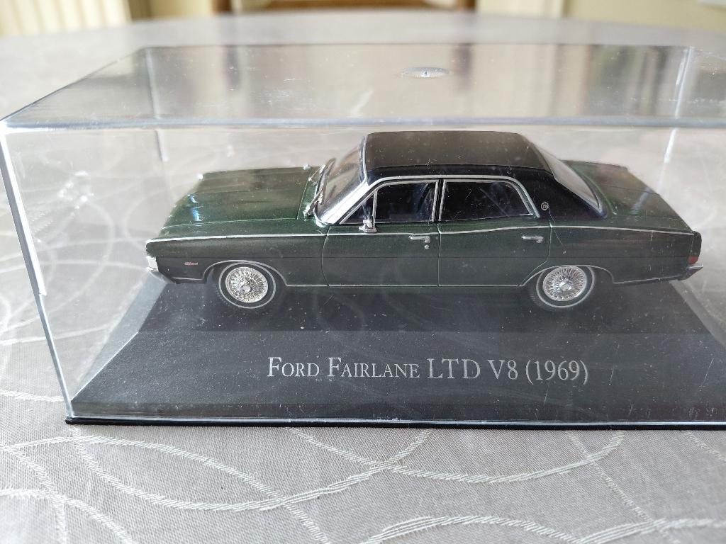 Edicola Ford Fairlane LTD V8 1969 1:43, Enlèvement ou Envoi, Comme neuf, Voiture, Autres marques