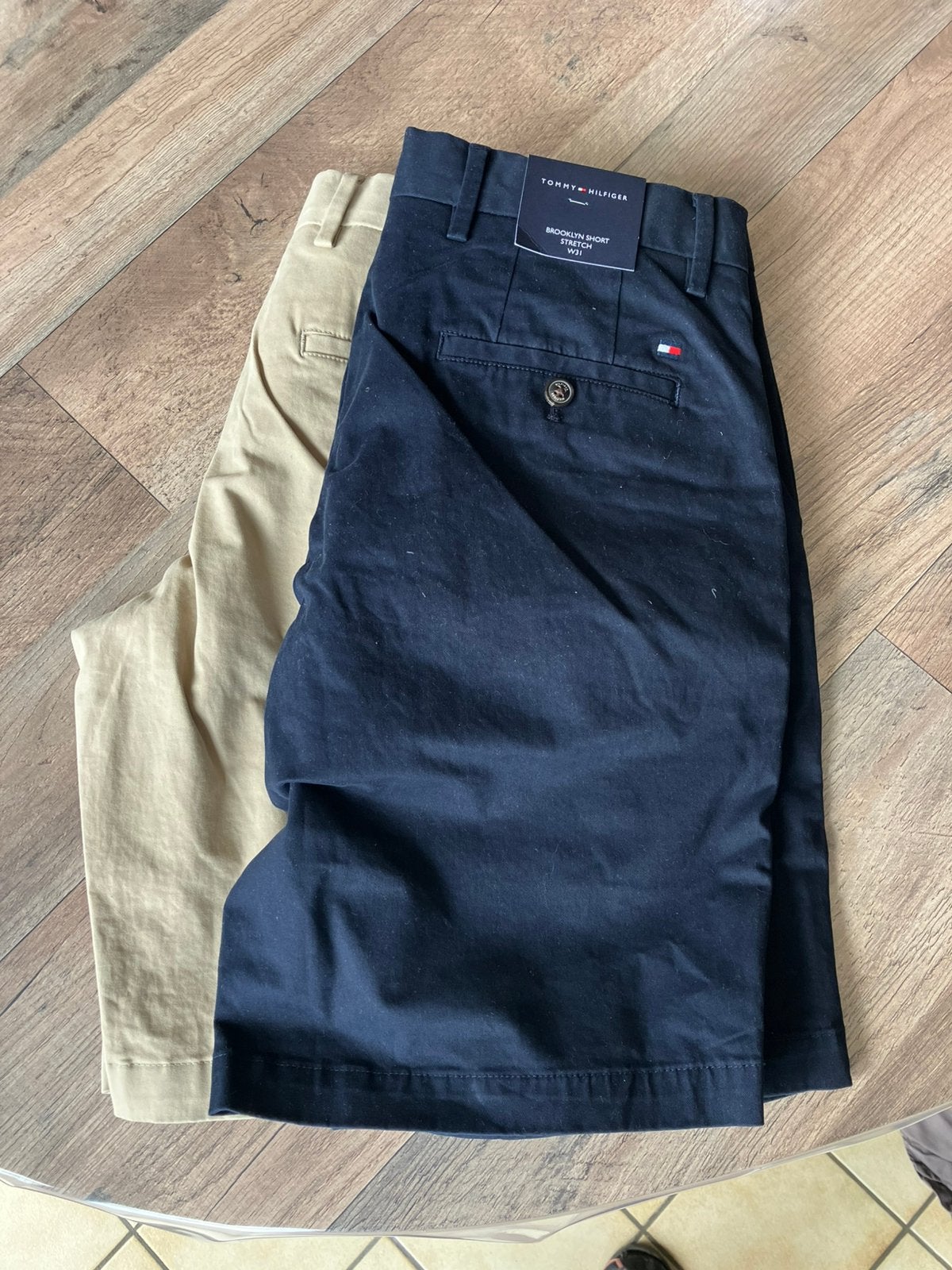 2x short tommy maat 31 splinternieuw!, Kleding | Heren, Broeken en Pantalons, Ophalen, Zo goed als nieuw
