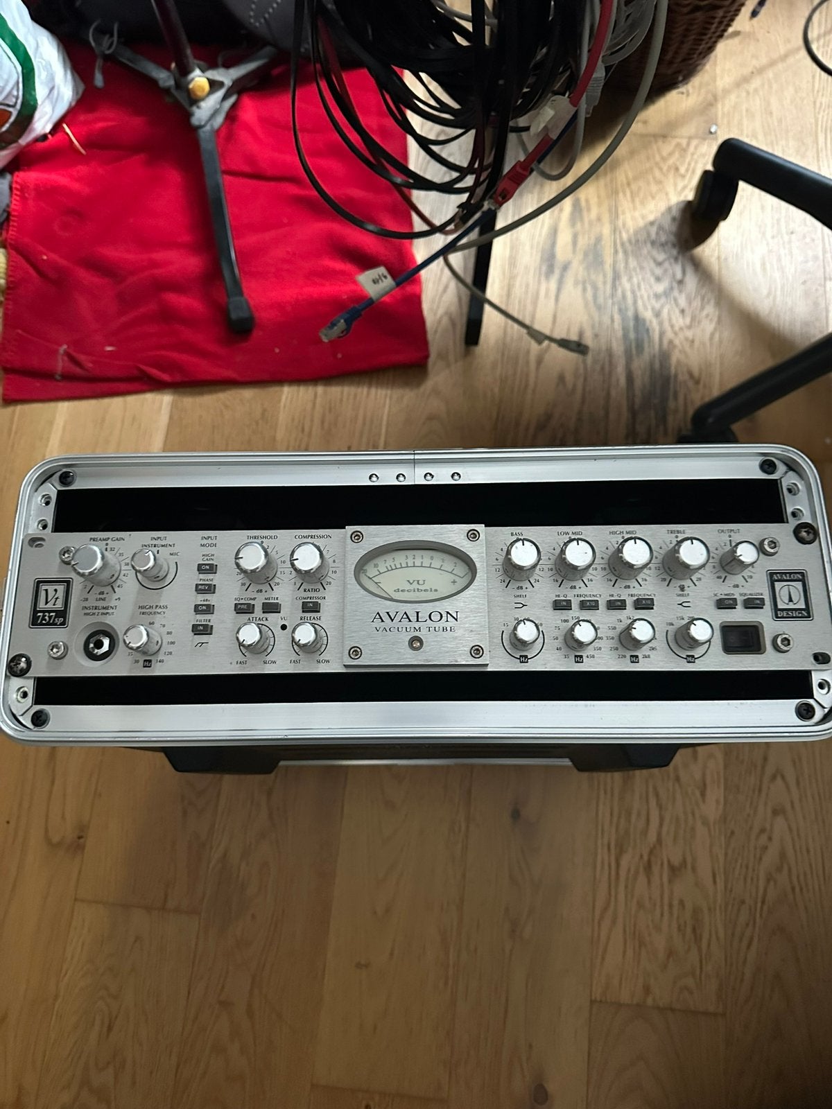 Avalon 737 sp/ preampli / compresseur / egaliseur a lampes, Enlèvement, Comme neuf