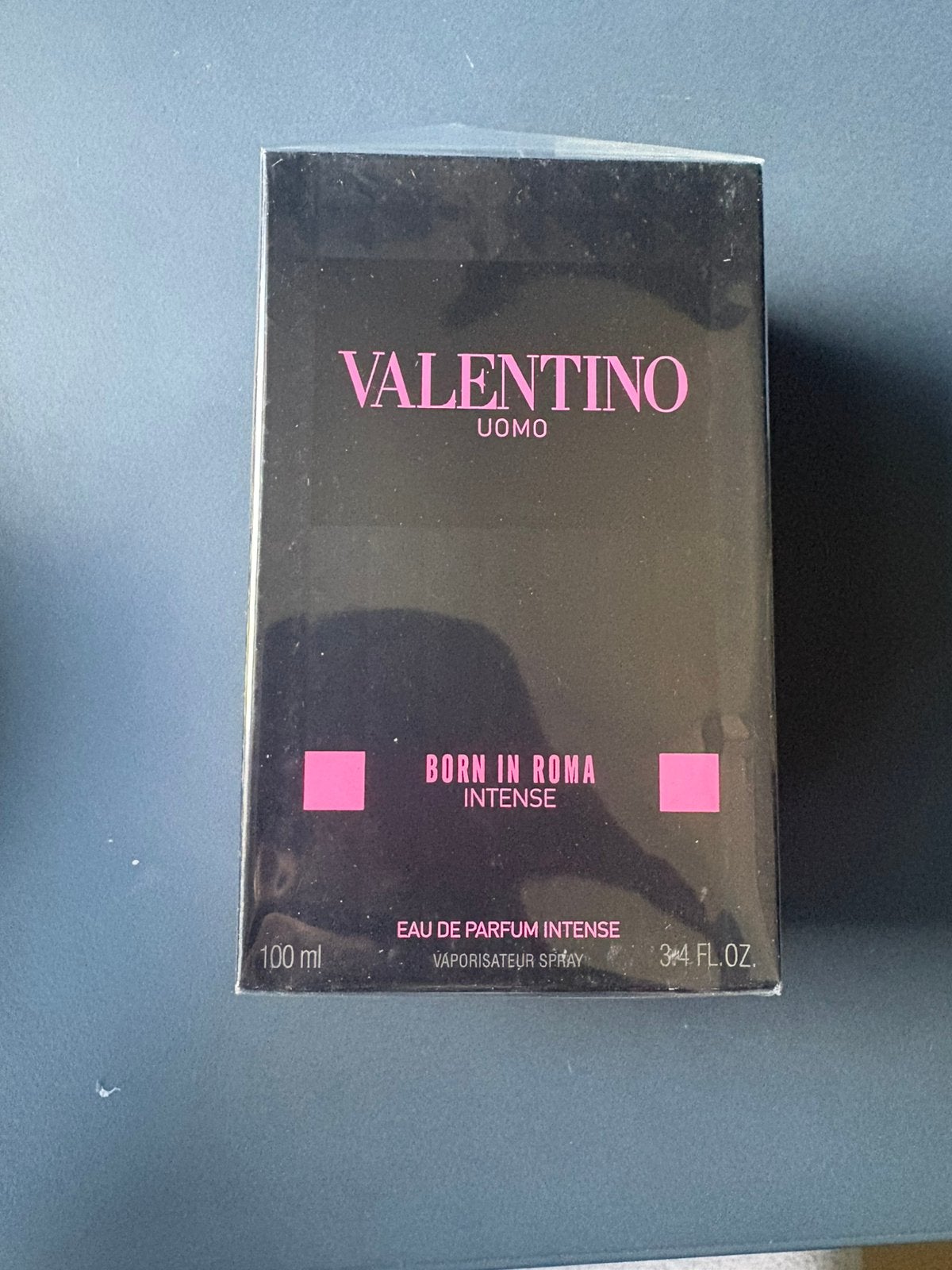 Valentino Born in roma Intense, Envoi, Neuf