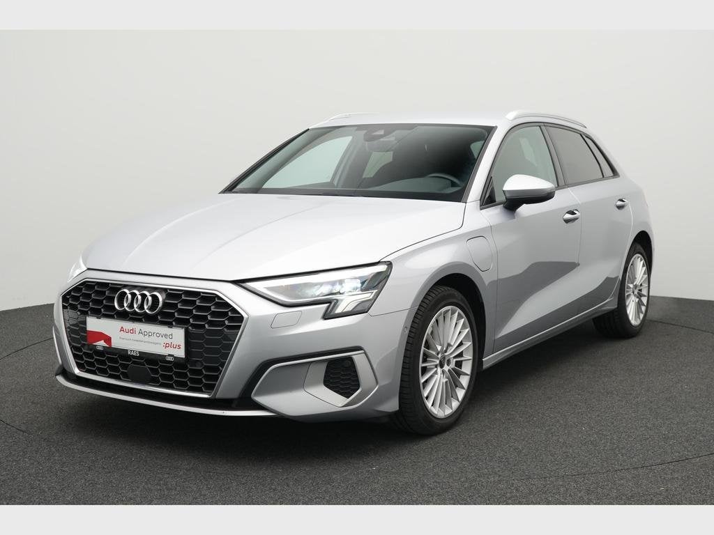Audi A3 Sportback PHEV A3 Sportback PHEV 40 TFSI e Advanced, Auto's, Automaat, Hybride Elektrisch/Benzine, https://public.car-pass.be/vhr/9fc3f3b9-3ae3-4b99-9f50-d037200b913c