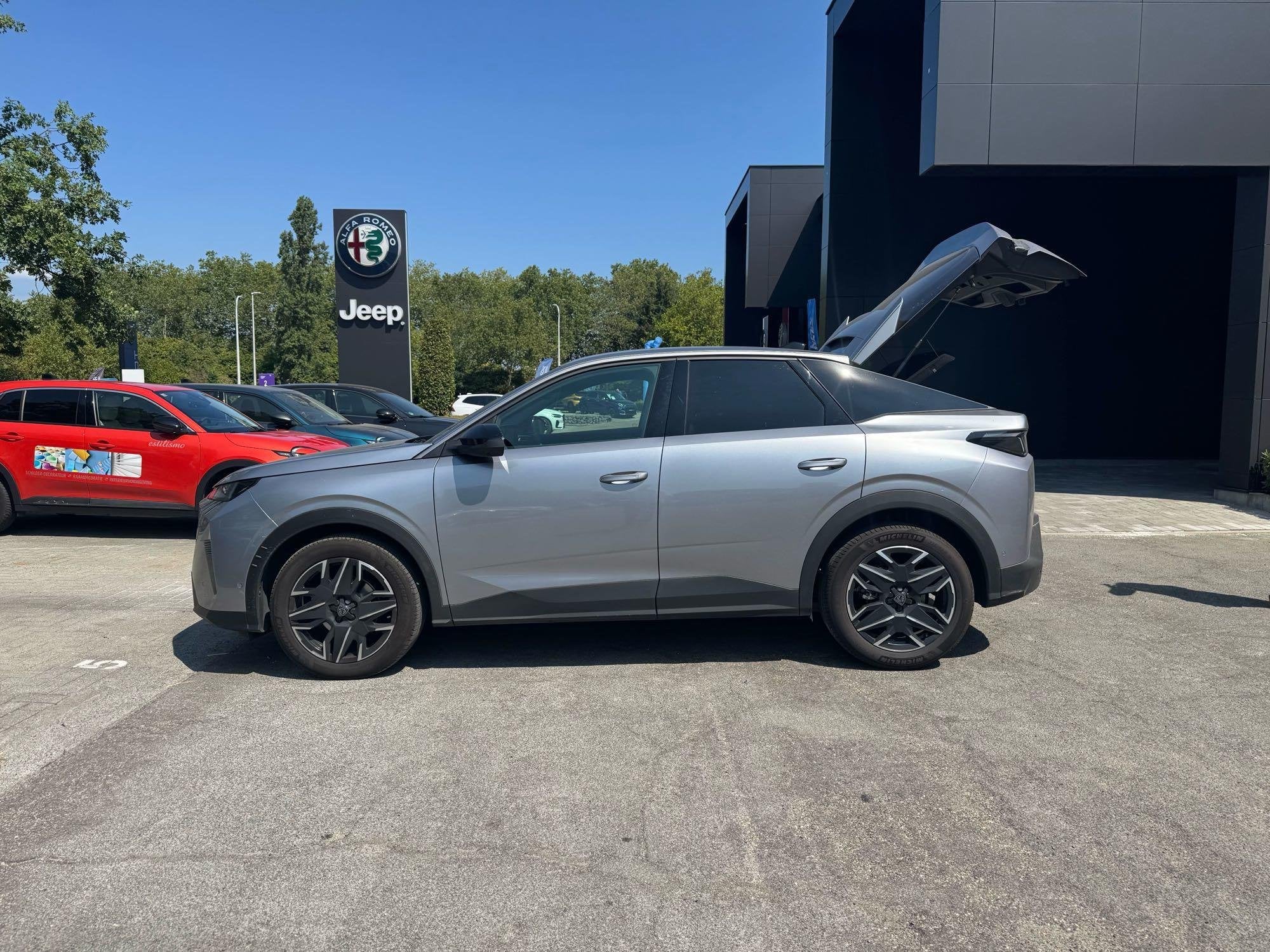 Peugeot 3008 1.2 HYBRID 145 e-DSC6 Allure, Stof, Gebruikt, 145 pk, 1648 kg