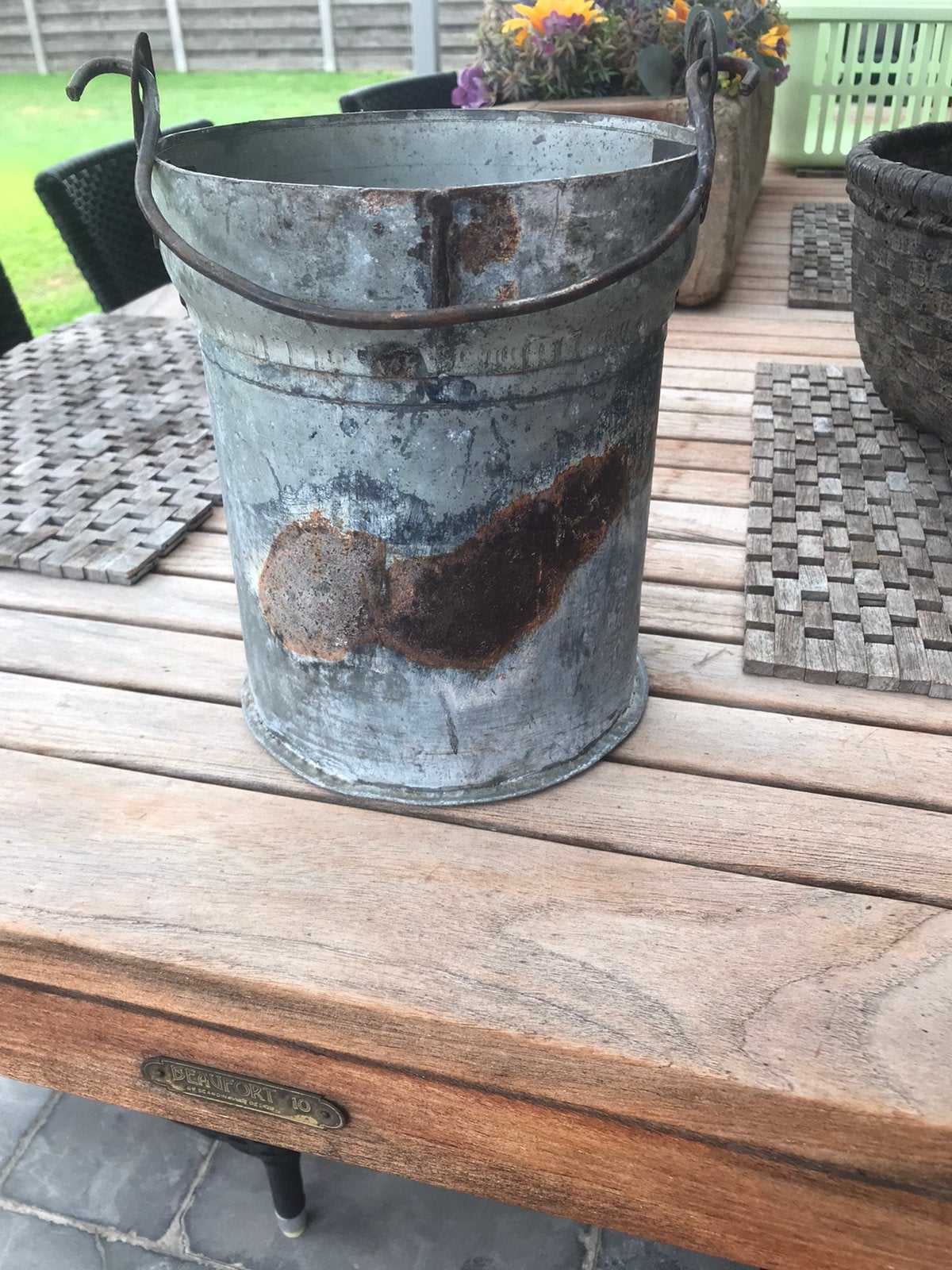Ijzeren emmer (pot), Maison & Meubles, Accessoires pour la Maison | Vases, Enlèvement ou Envoi, Comme neuf