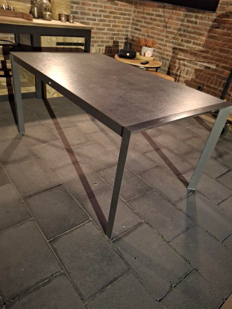 Tuintafel Hartman..., Ophalen