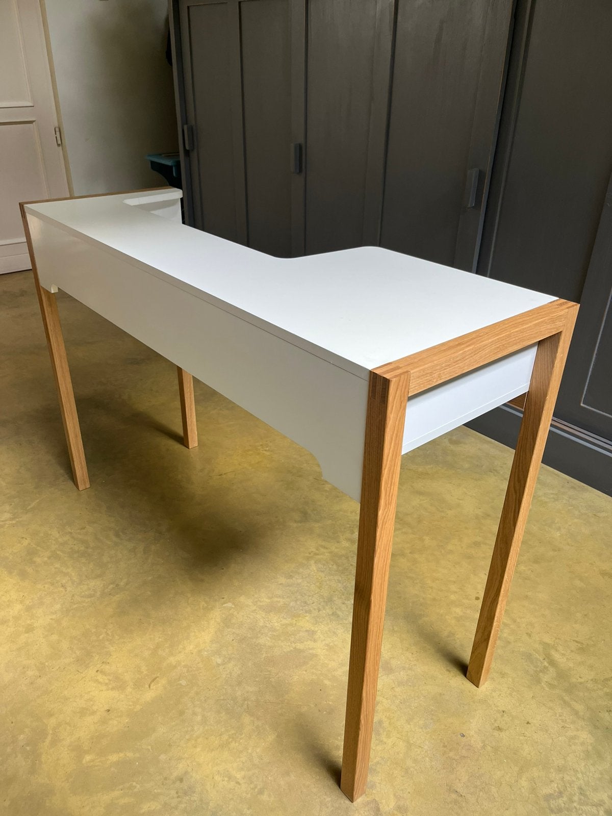 Bureau van Habitat, wit met bleek hout., Ophalen, Gebruikt, 120 cm, Scandinavisch