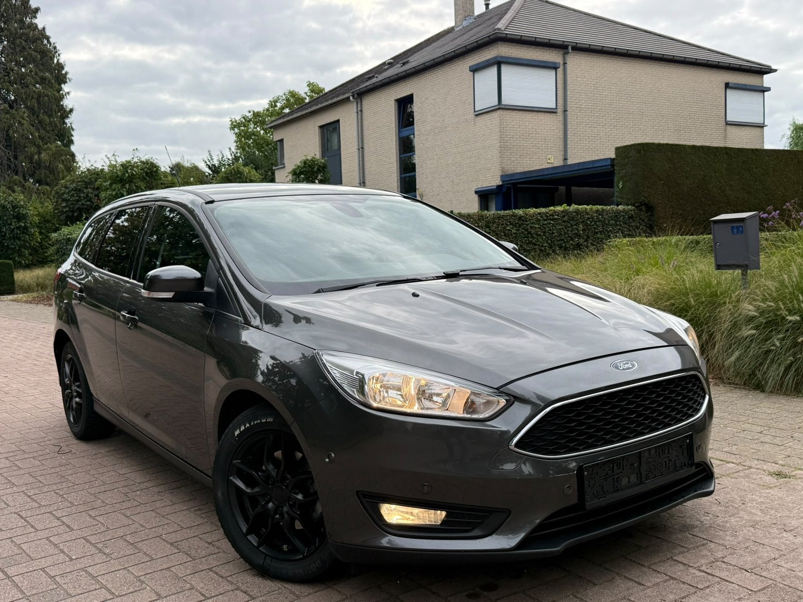 Ford Focus 1.0 benzine “ECOboost”, Autos, Ford, Focus, Argent ou Gris, Achat, Euro 6