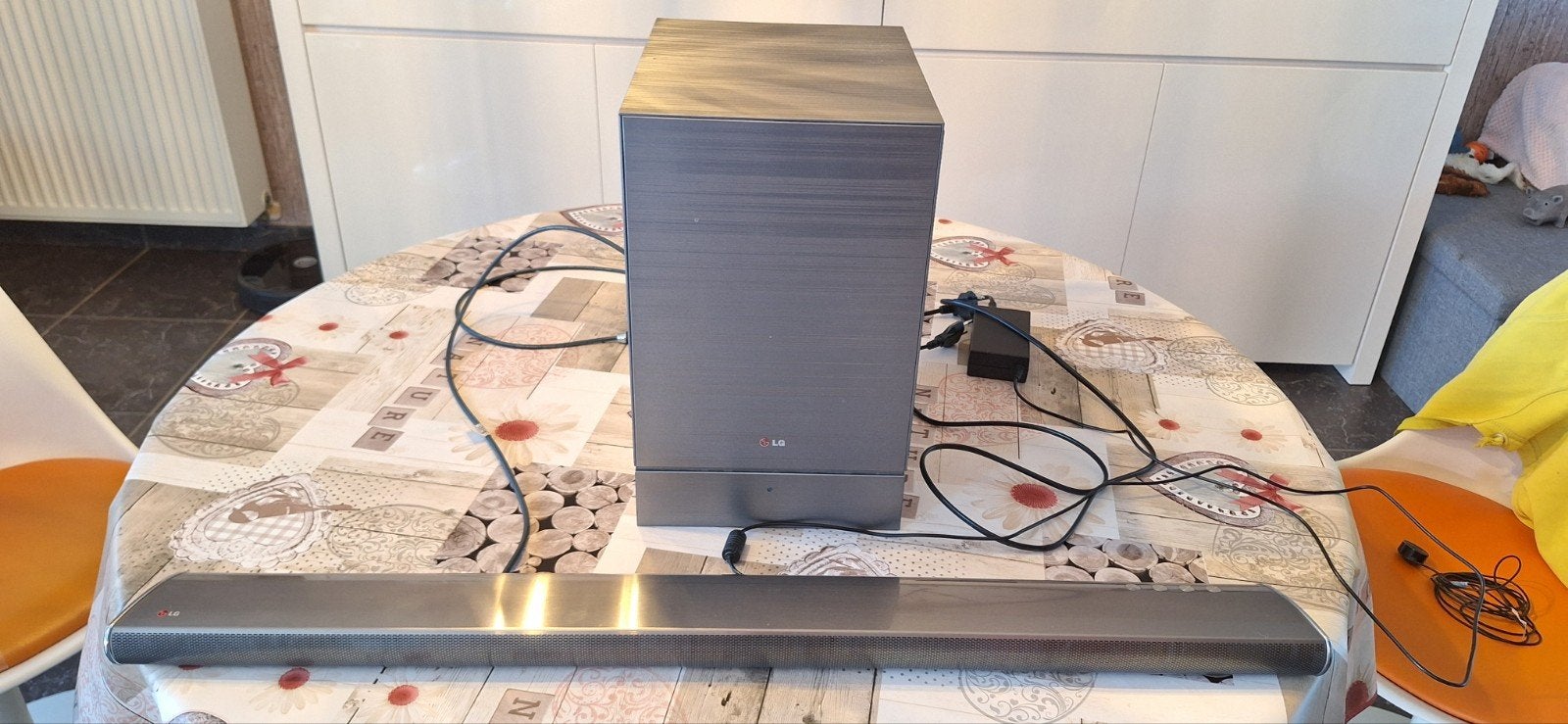 LG NB4540 Soundbar 320W met draadloze subwoofer + afstandsb., Audio, Tv en Foto, Home Cinema-sets, Ophalen, Soundbar