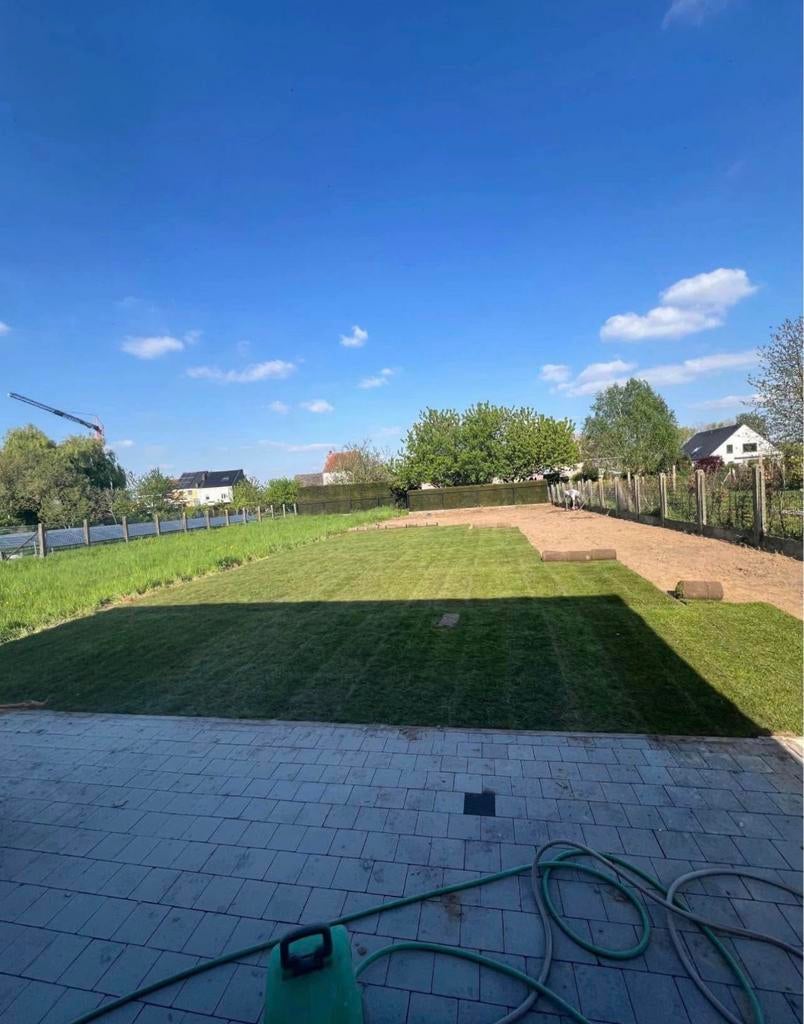 Préparation de terrain et pose de gazon, Enlèvement ou Envoi