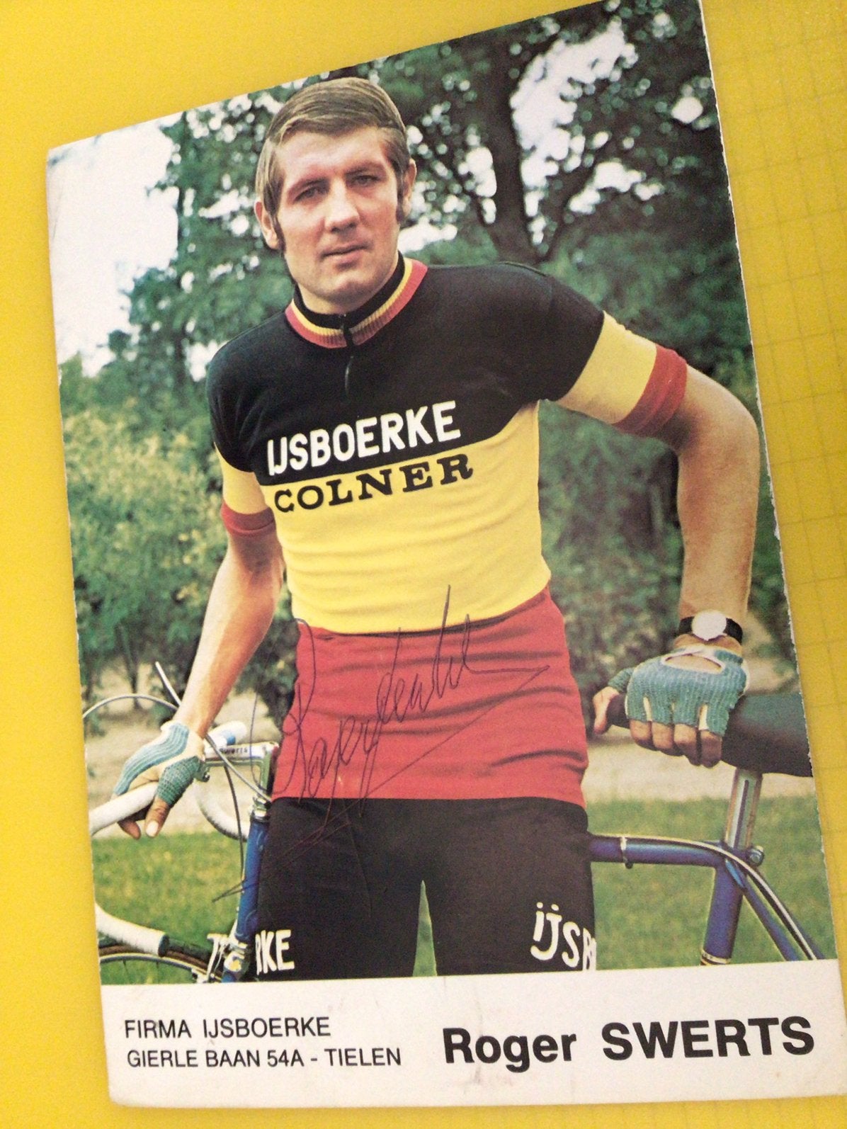 wielerkaart 1974 bk team ijsboerke roger swerts signe, Verzenden, Zo goed als nieuw