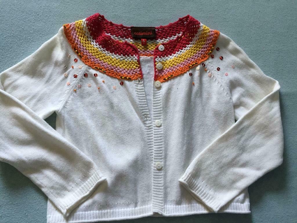 Gilet Catimini blanc avec col coloré et broderies taille 116, Enlèvement ou Envoi, Comme neuf, Fille, Pull ou Veste