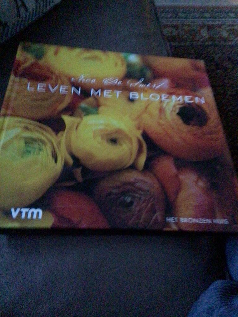Leven met bloemen van Nica Deswert, Ophalen, Zo goed als nieuw