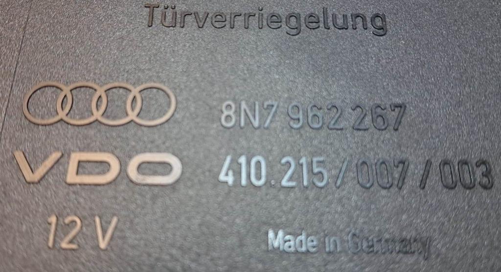 Centrale vergrendeling / bediening koffer AUDI TT, Verzenden, Gebruikt, Audi
