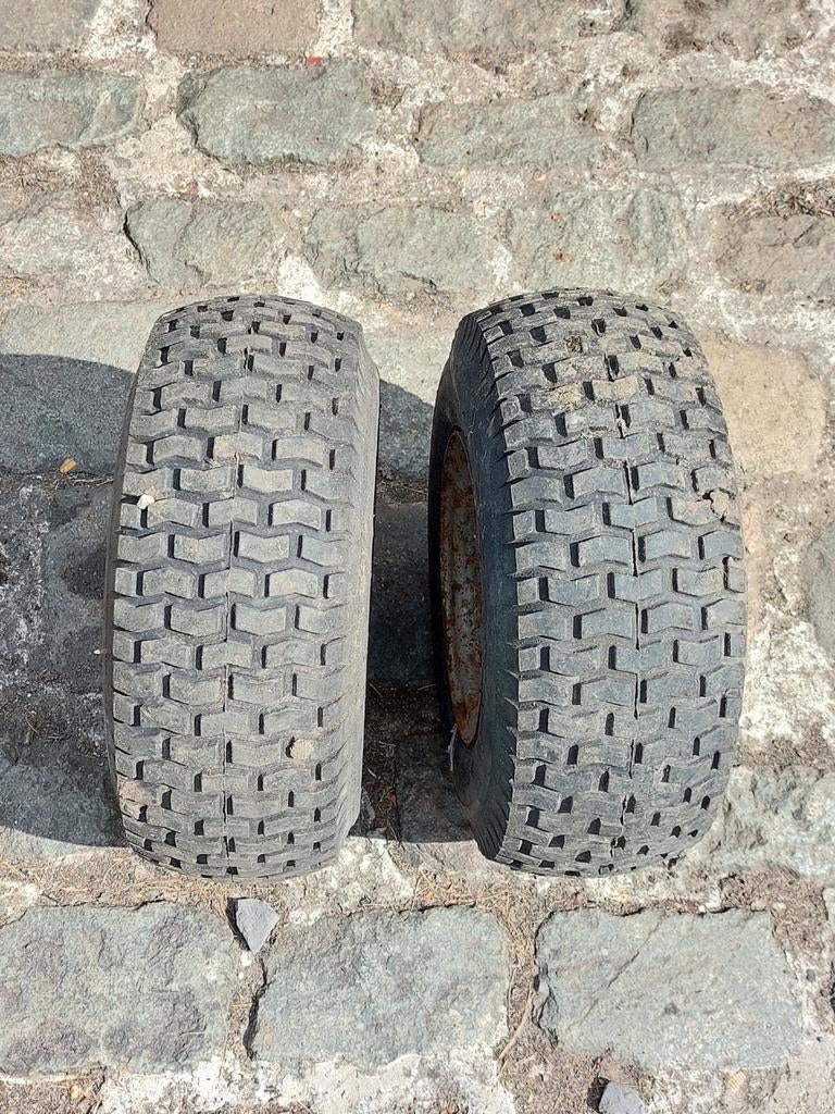 Jantes avec pneus pour EL63 tracteur tondeuse, Enlèvement, Utilisé