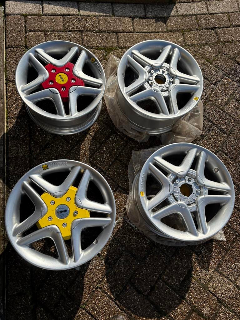 MOMO Ferrari 15 inch velgen New old stock, Ophalen, 15 inch, Velg(en), Nieuw