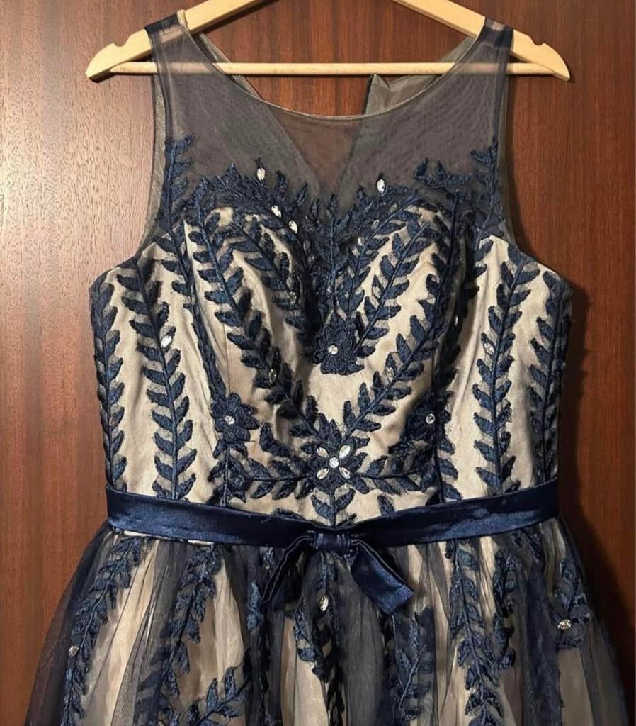 Feestjurk voor dames/meisjes, Ophalen, Zo goed als nieuw