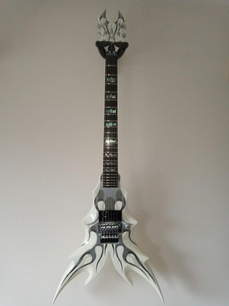 Verschillende Bc Rich gitaren, verschillende prijzen..., Ophalen, Zo goed als nieuw, Solid body, Overige merken