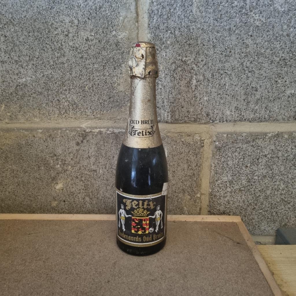 Bouteille de bière Felix Oudenaards Oud Bruin, Verzamelen, Biermerken, Ophalen, Gebruikt, Flesje(s), Overige merken