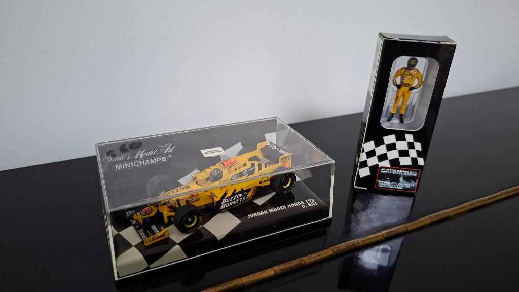 Jordan 198 - Damon Hill + rijder, Enlèvement ou Envoi, Comme neuf, Voiture, MiniChamps