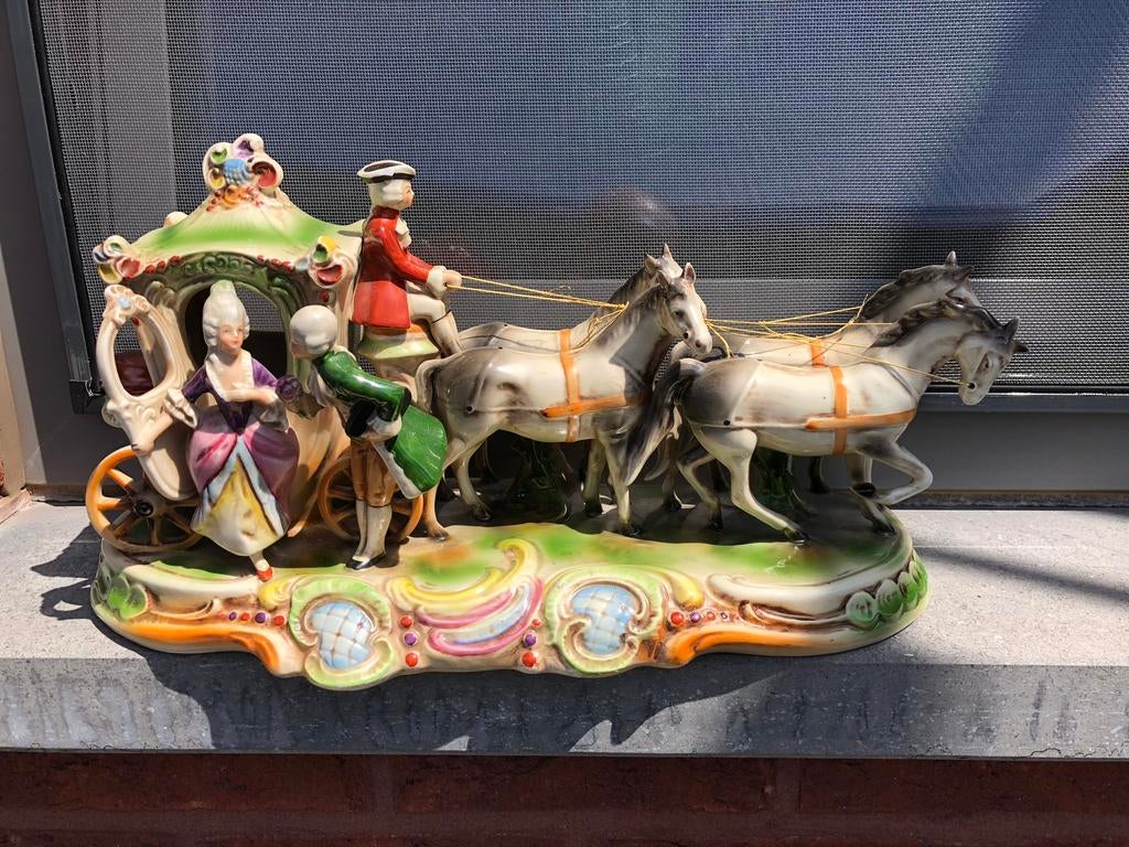 Porseleinen koets met geliefden, Antiek en Kunst, Ophalen of Verzenden