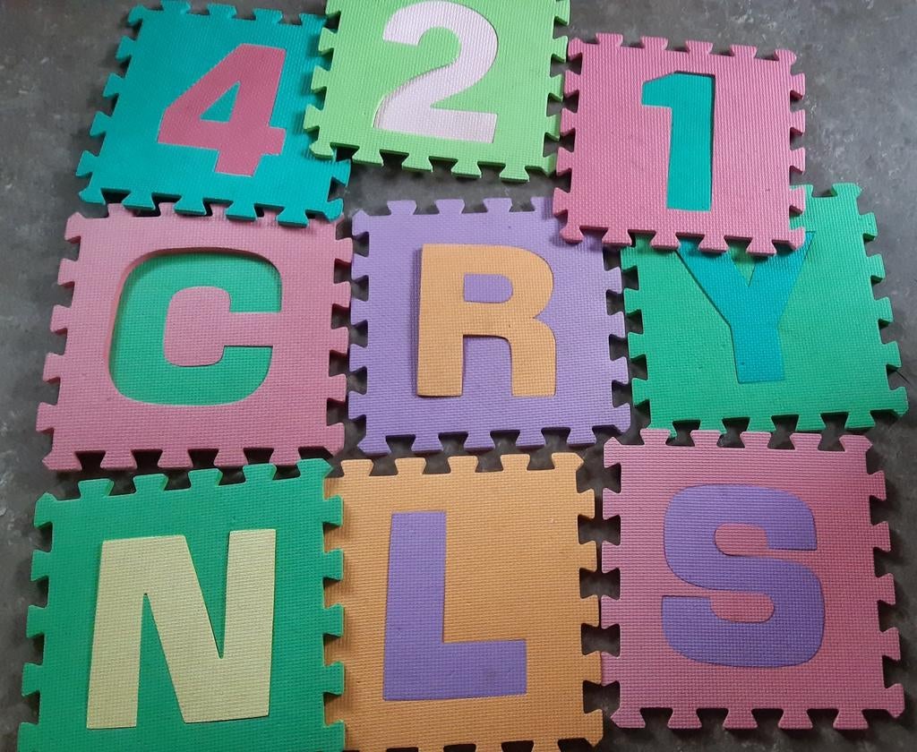 Speelmat met letters en cijfers, Kinderen en Baby's, Ophalen of Verzenden, Gebruikt