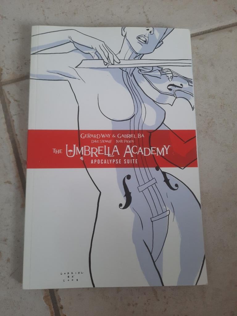 Umbrella Academy Dallas en Apocalypse Suite, Plusieurs comics, Enlèvement ou Envoi, Comme neuf, Gerard Way