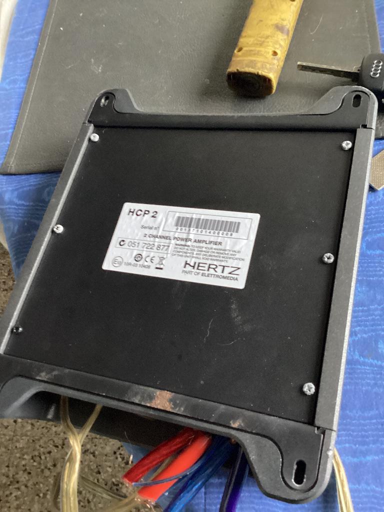 Versterker hertz hcp2, Auto diversen, Autospeakers, Ophalen