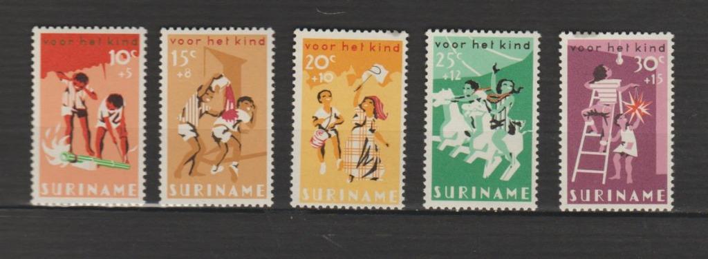 Suriname 1966 Timbres Enfant **, Timbres & Monnaies, Timbres | Surinam, Envoi, Non oblitéré