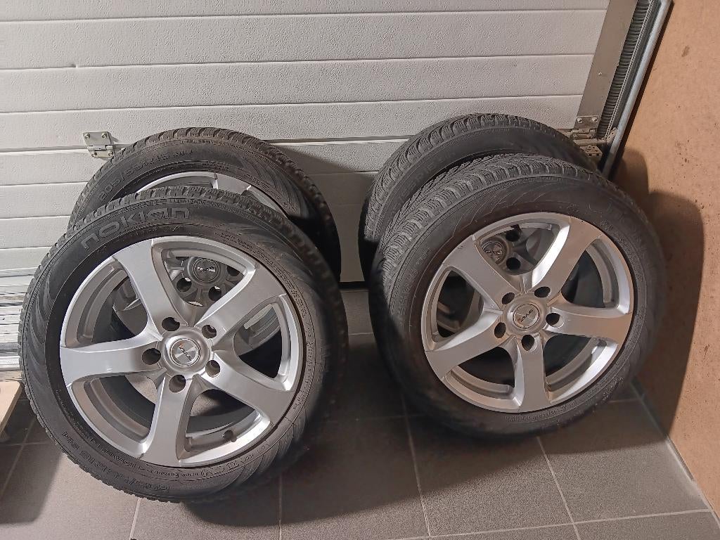 Avus velgen met M+S band 205/55 R16, Pneus et Jantes, 4 Saisons, 16 pouces, Véhicule de tourisme