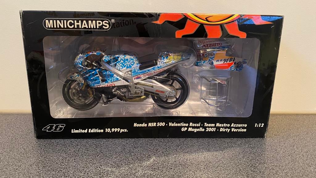 Minichamps Valentino Rossi Honda NSR 500 Mugello Dirty, Ophalen, Zo goed als nieuw