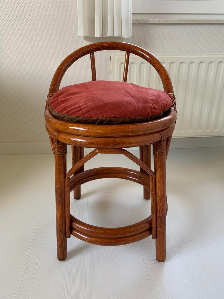 Rotan krukje, Ophalen, Zo goed als nieuw