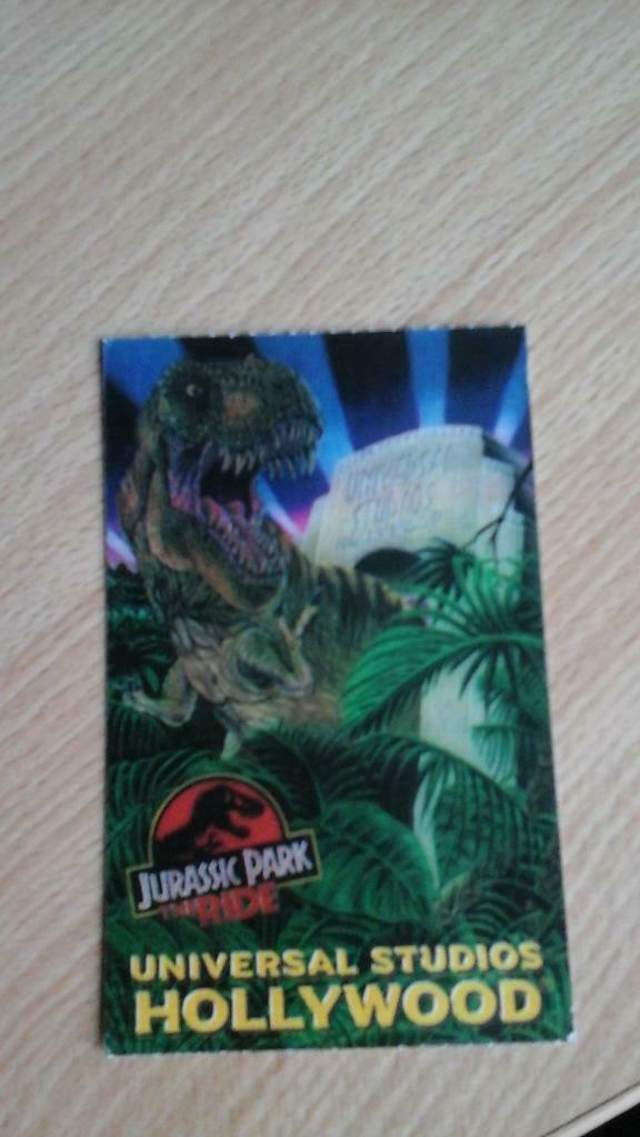 carte entrée "universal studios Hollywood"   5x8cm dinosaure, Enlèvement ou Envoi, Rectangulaire vertical, Comme neuf, Cinéma et TV