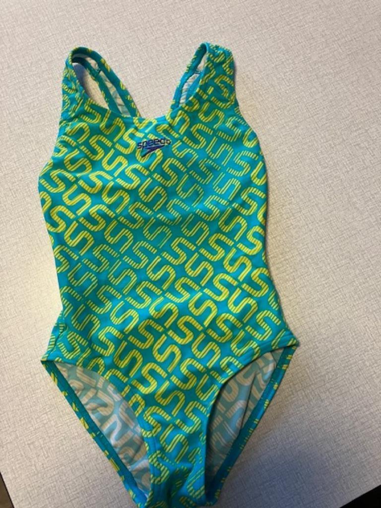 Speedo badpakje 6 j, Kinderen en Baby's, Kinderkleding | Kinder-zwemkleding, Meisje, Badpak, Ophalen of Verzenden, Speedo