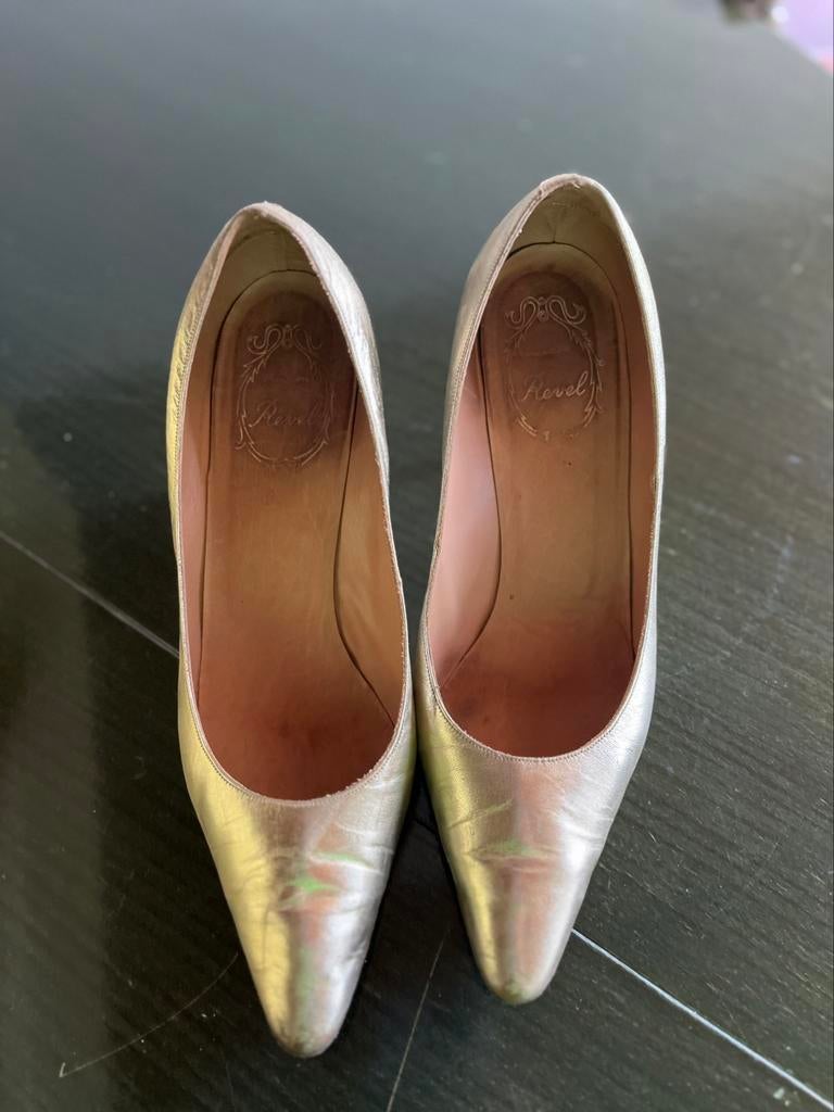 Vintage Gouden pumps Revel maat 38, Kleding | Dames, Revel, Overige kleuren, Ophalen of Verzenden, Gedragen