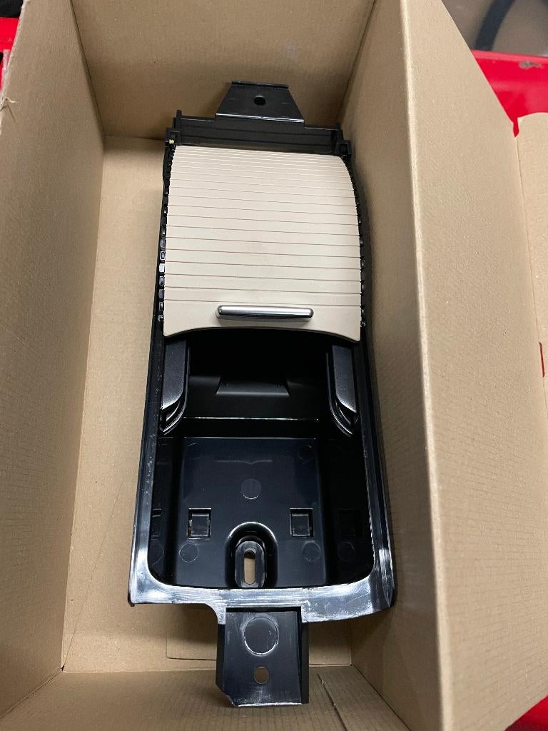 golf 5 bekerhouder golf 5 cup holder 1k0862531, Auto-onderdelen, Ophalen of Verzenden, Nieuw, Volkswagen
