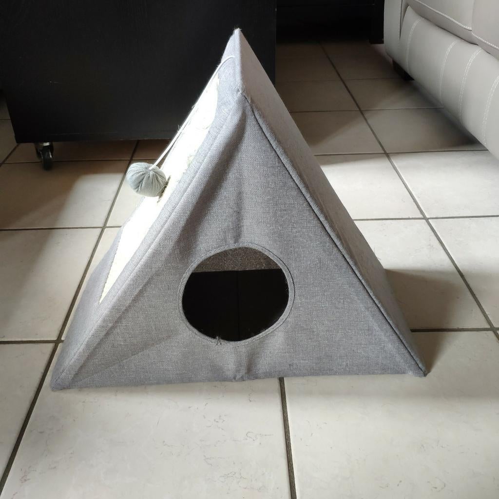 Maisonnette pour chat pliable avec griffoir, Enlèvement, Comme neuf, Feutre
