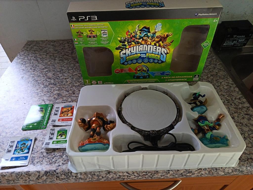 Skylanders trois boîtes + figurine+ jeux, Games en Spelcomputers, Games | Sony PlayStation 3, Avontuur en Actie, Vanaf 12 jaar