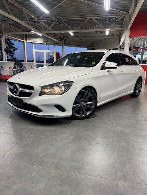 Mercedes-Benz CLA 180d AMG line Shooting Brake Automaat, CLA, Parkeersensor, 4 cilinders, Leder en Stof