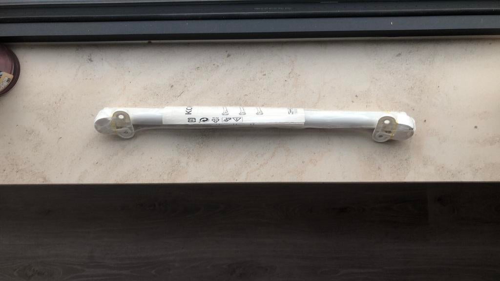 Kapstok hanger voor Ikea kast. L45 cm. Nieuw in verpakking, Ophalen, Zo goed als nieuw