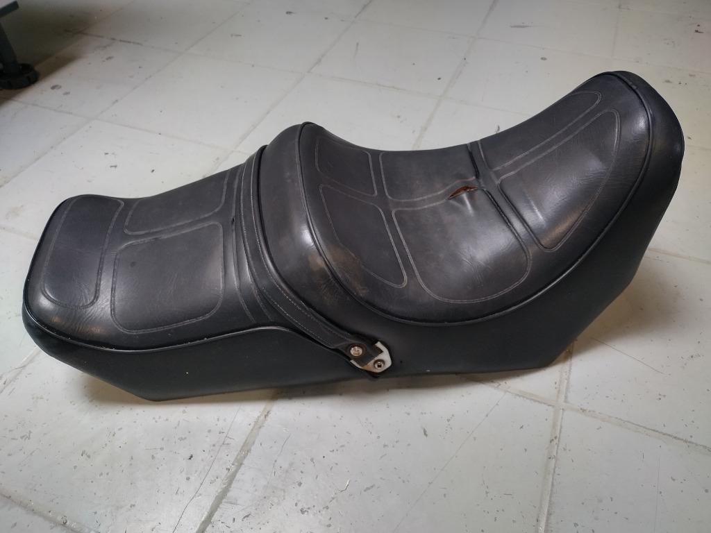 yamaha virago 500 zadel met scheur, Ophalen of Verzenden, Gebruikt